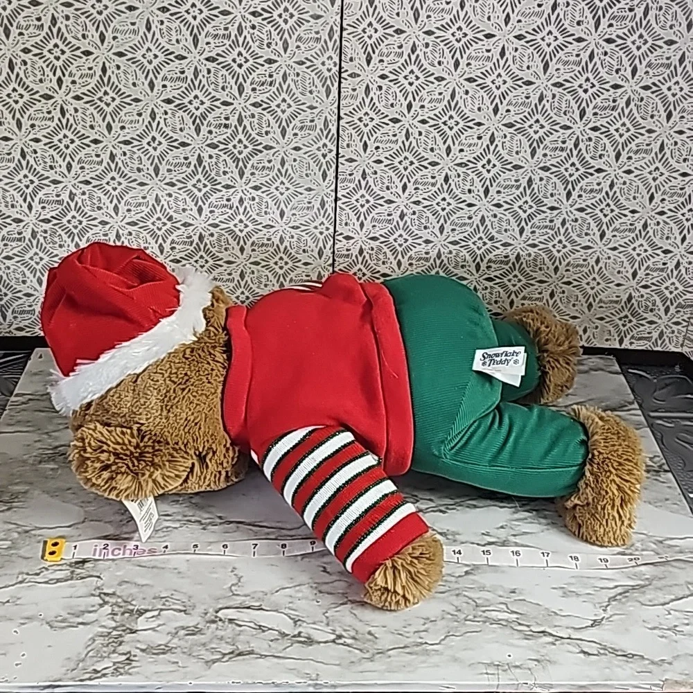 NWT Snowflake Teddy Christmas 2021 Santa Hat soft plush stuffed collector's 20" - Picture 10 of 12